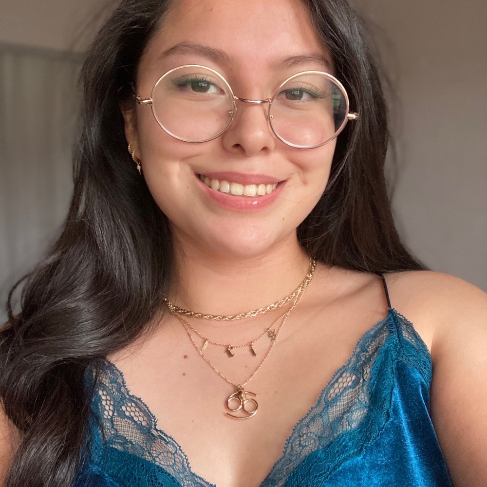 Meet your Posher, Iris